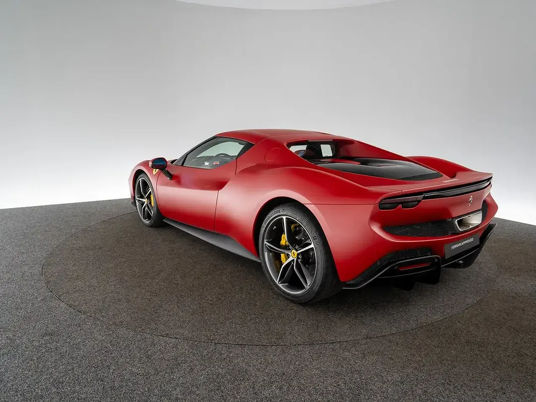 Ferrari 296 GTB - Thumbnail 6