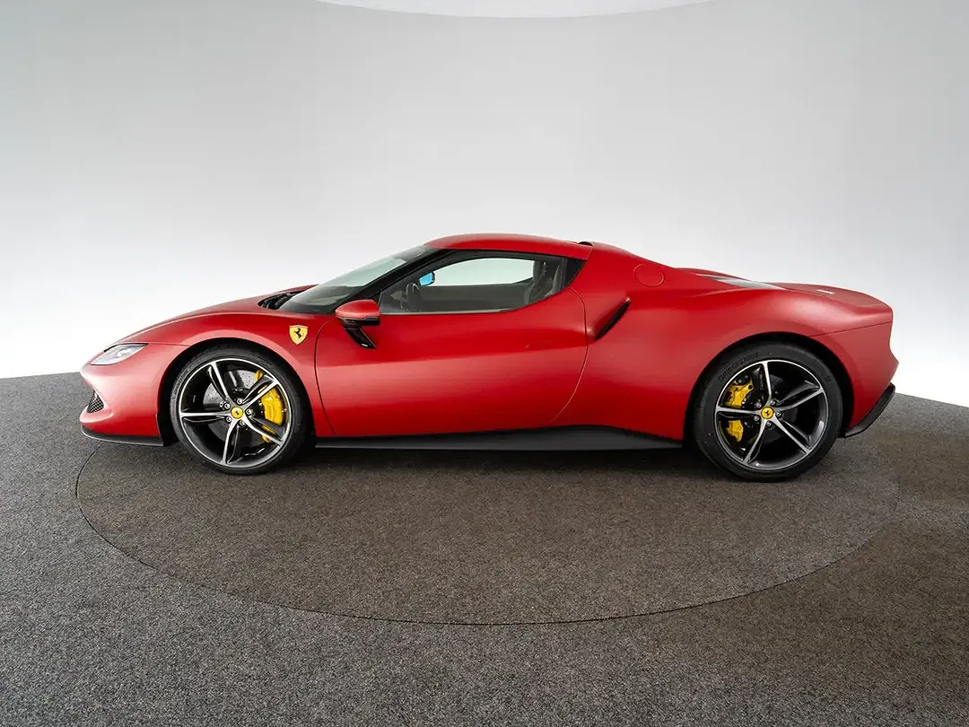 Ferrari 296 GTB - Thumbnail 8