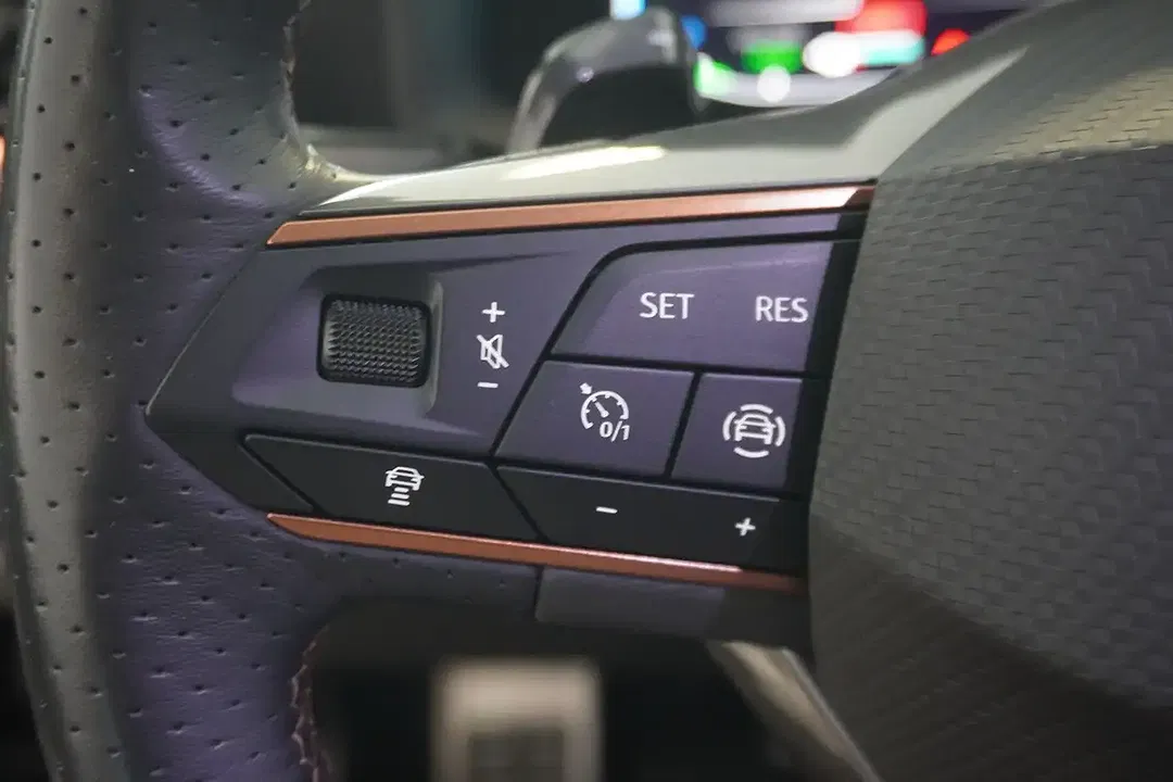 CUPRA Leon - Thumbnail 12