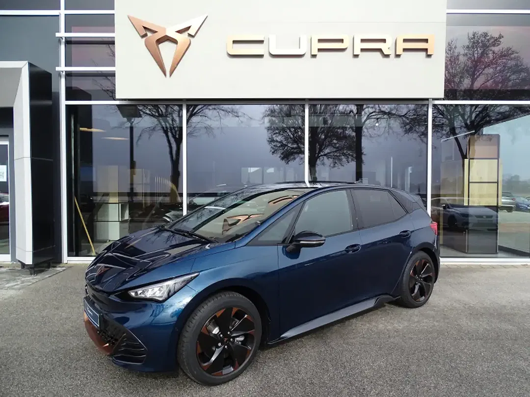 CUPRA Born - Thumbnail 1