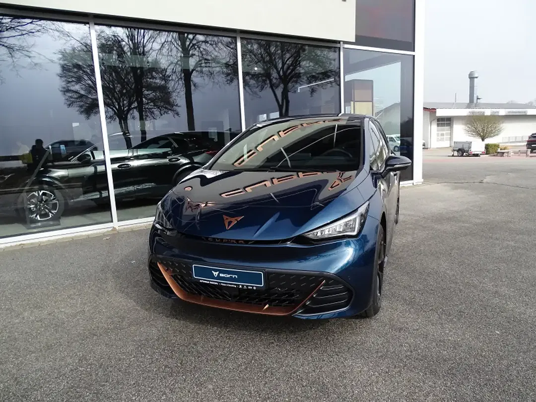 CUPRA Born - Thumbnail 2
