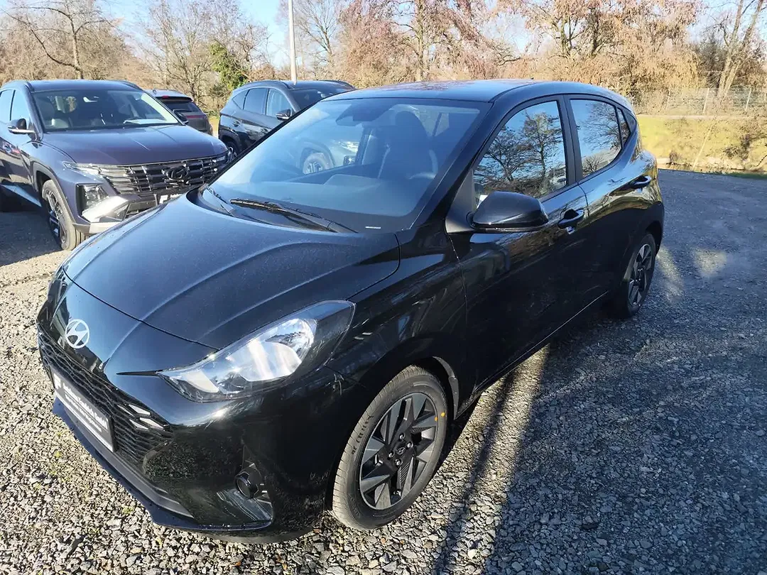 Hyundai i10 - Thumbnail 1