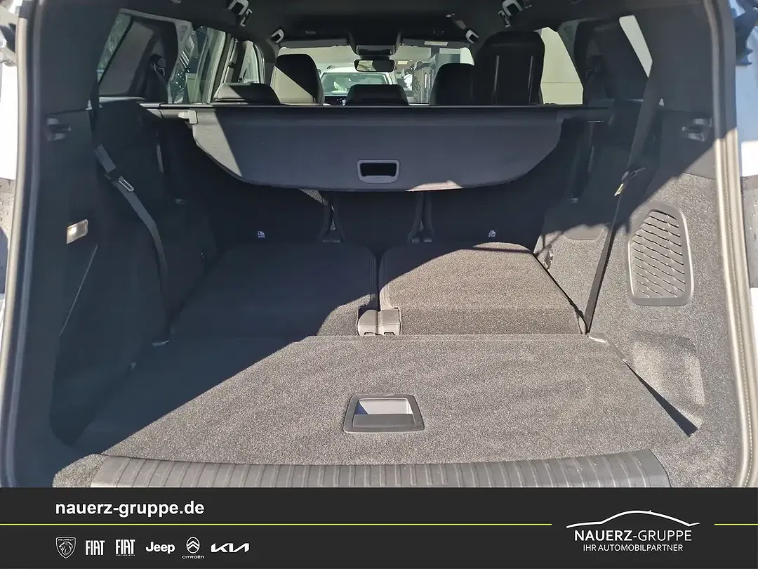 Peugeot 5008 - Thumbnail 6
