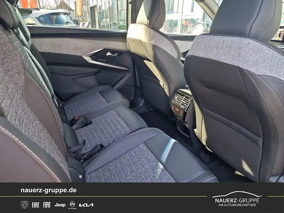 Peugeot 5008 - Thumbnail 7