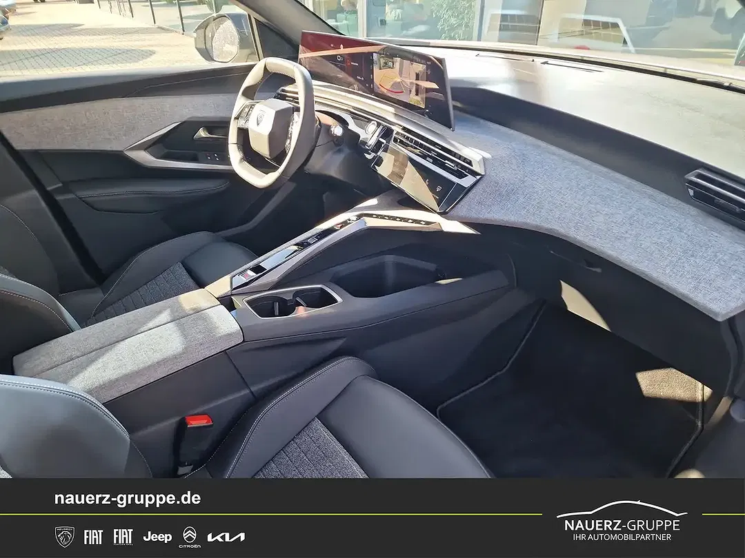 Peugeot 5008 - Thumbnail 8