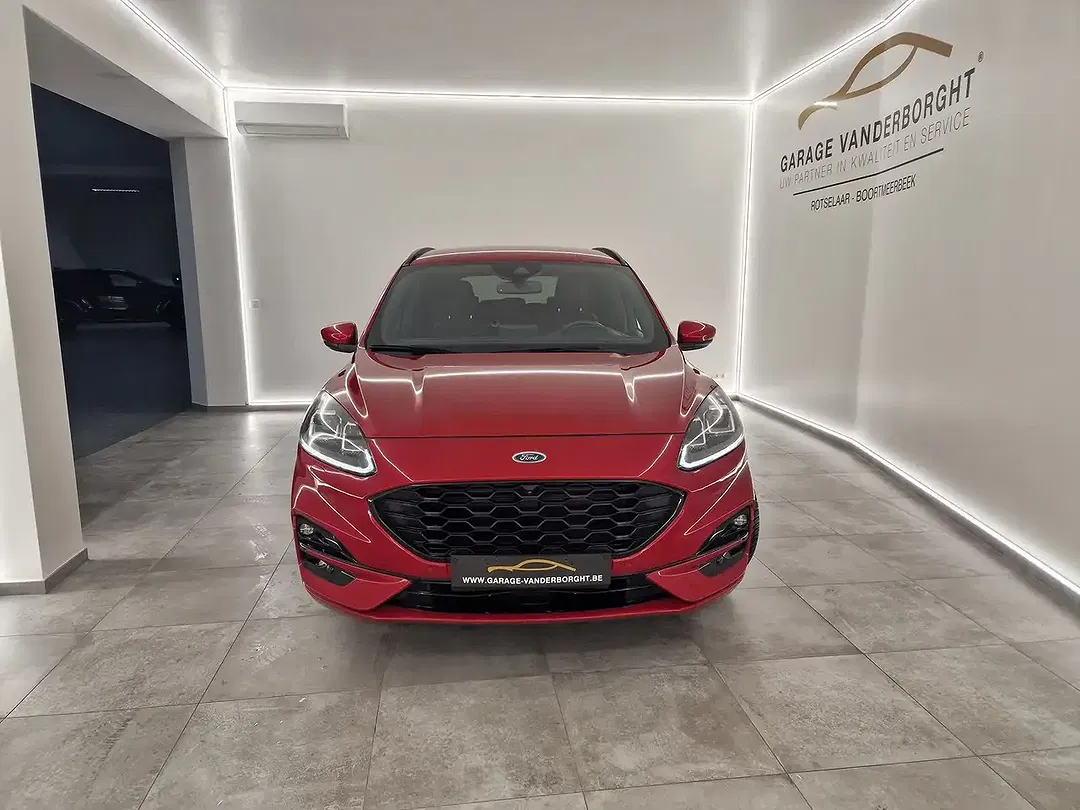 Ford Kuga - Thumbnail 2