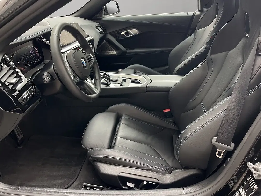BMW Z4 - Thumbnail 9