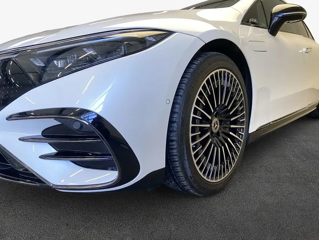Mercedes-Benz EQS - Thumbnail 6