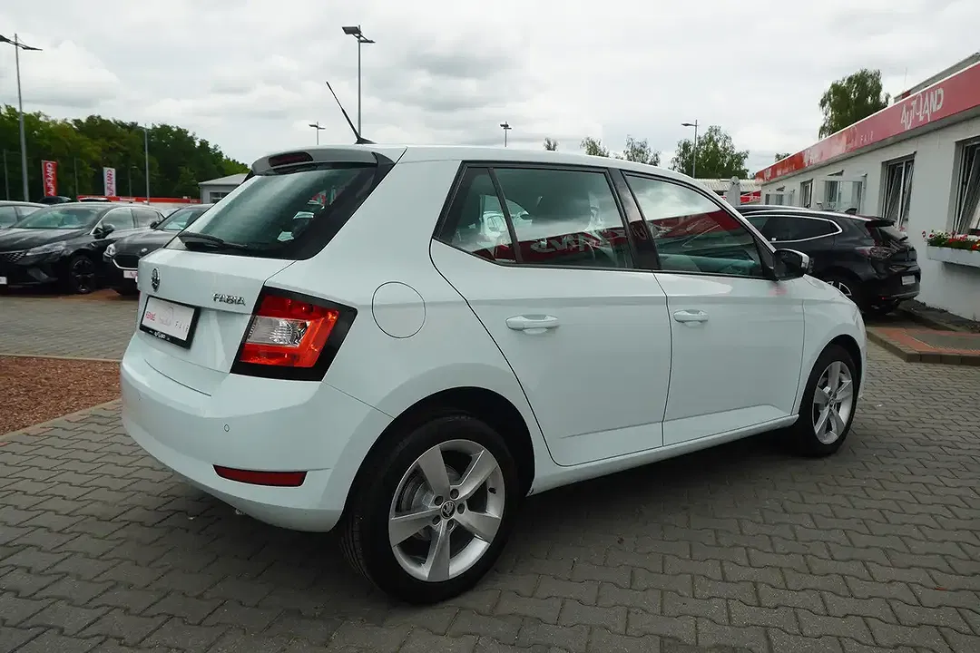 Skoda Fabia - Thumbnail 5