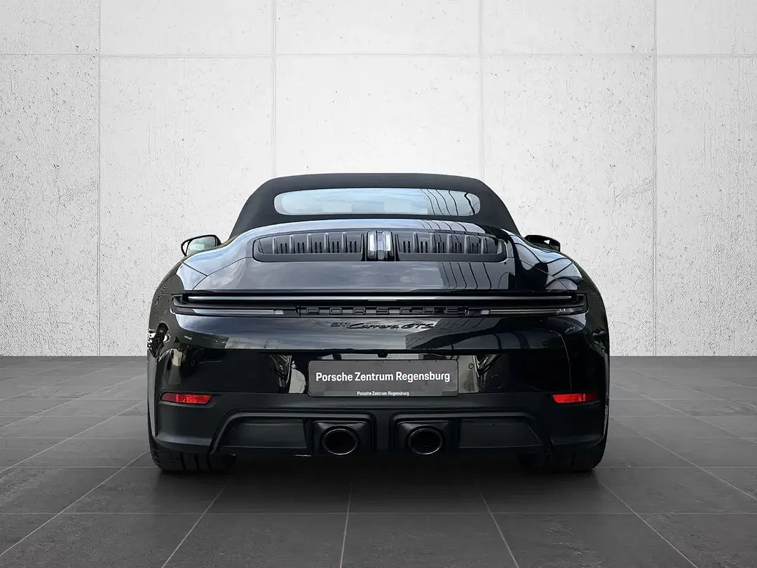 Porsche 992 - Thumbnail 5