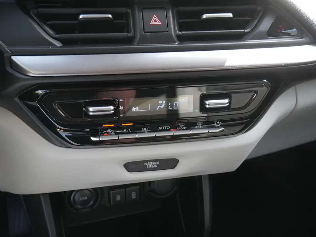Suzuki Swift - Thumbnail 15