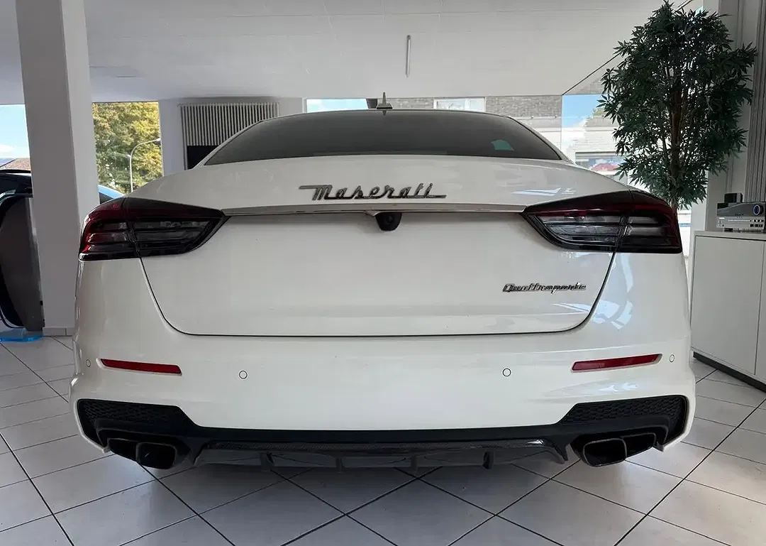 Maserati Quattroporte - Thumbnail 4