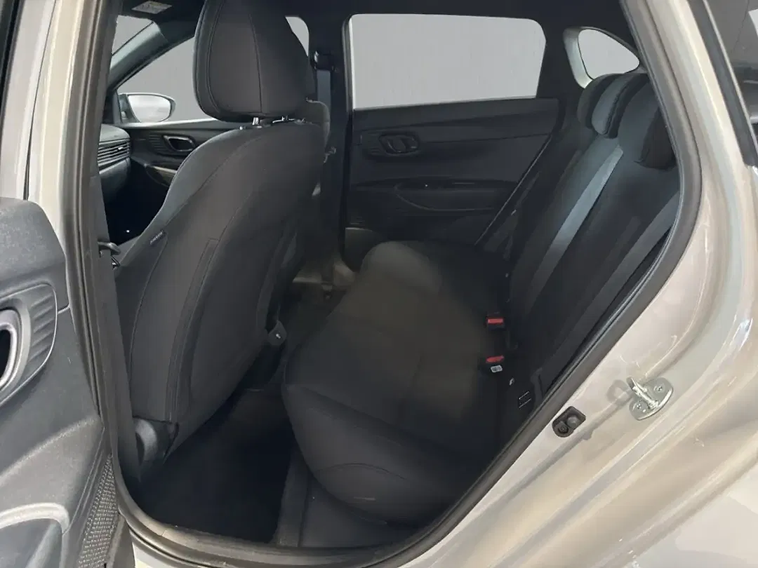 Hyundai i20 - Thumbnail 8