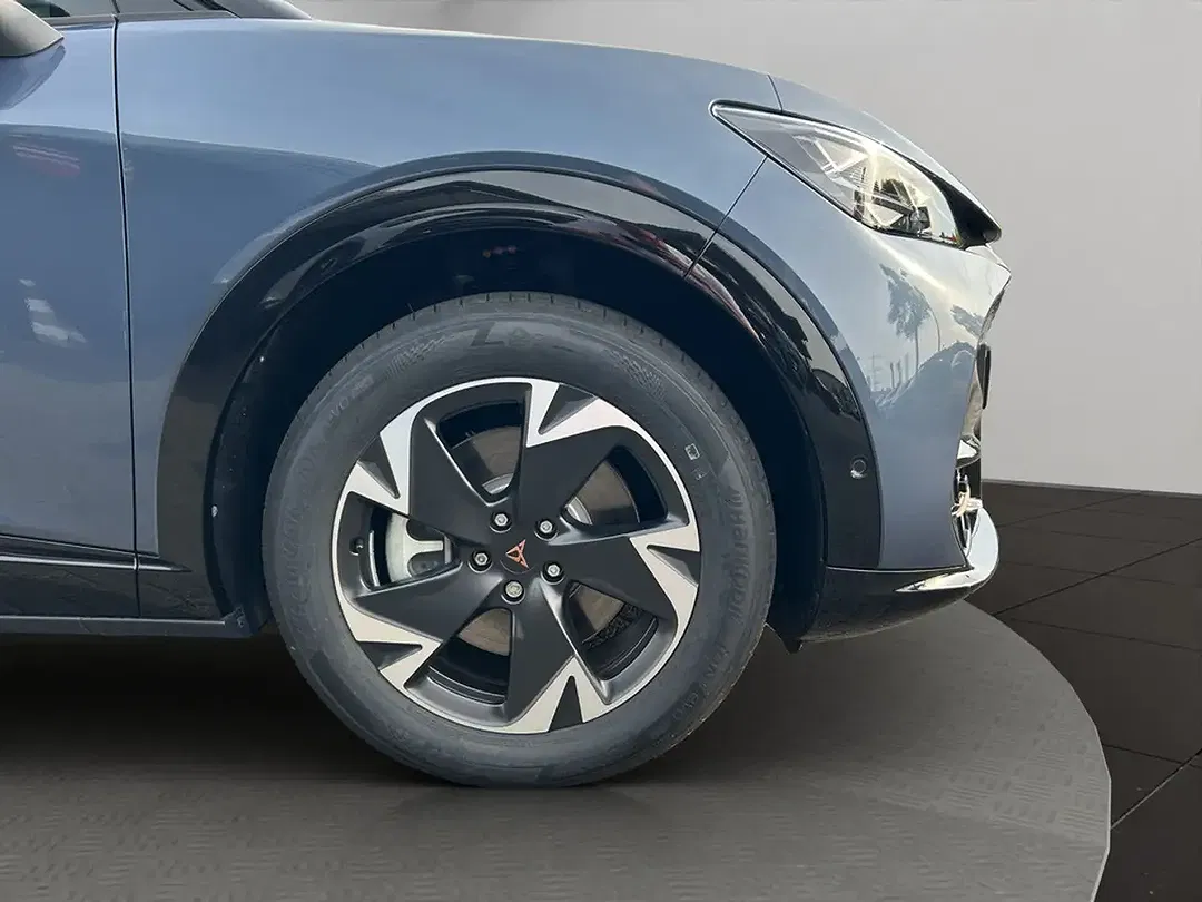 CUPRA Tavascan - Thumbnail 12