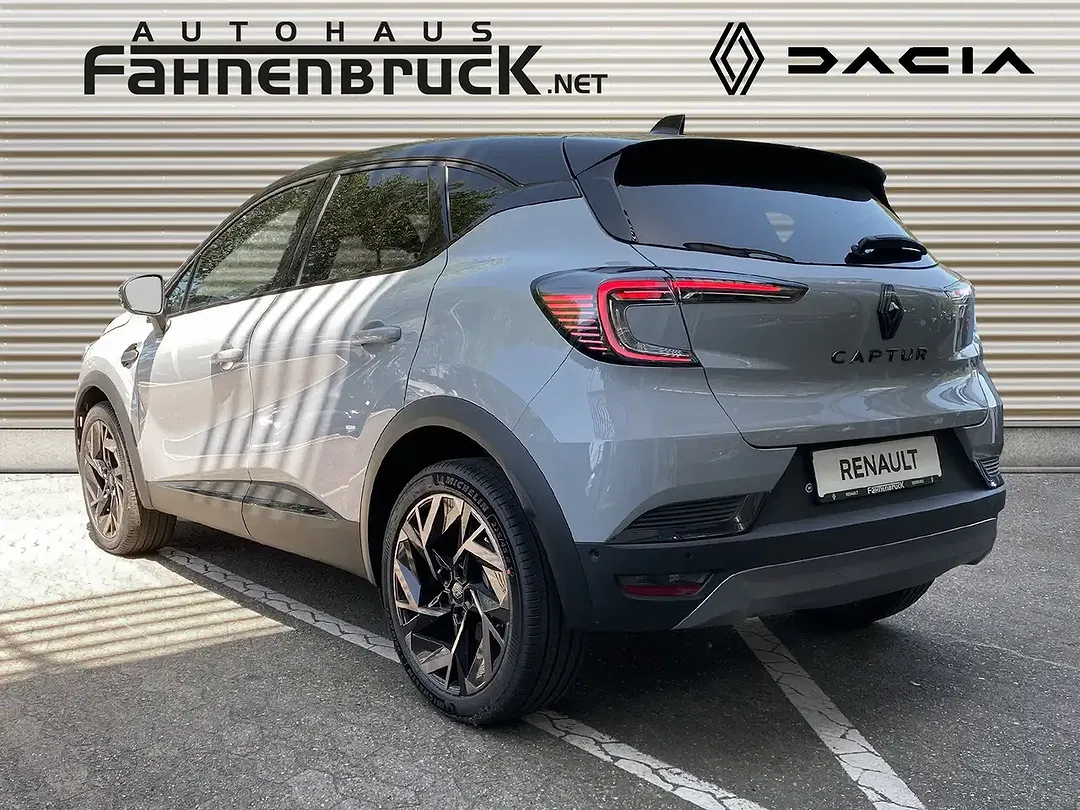 Renault Captur - Thumbnail 3