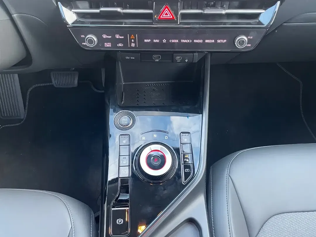 Kia Niro - Thumbnail 11