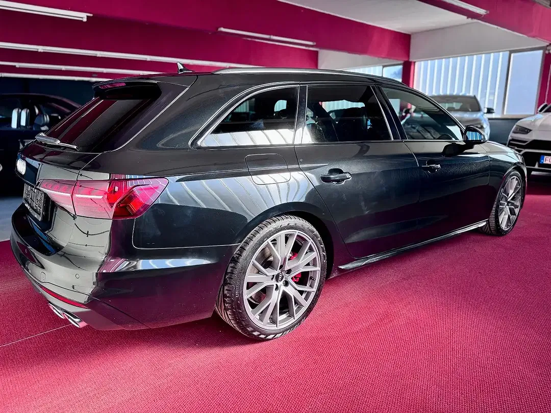 Audi S4 - Thumbnail 6