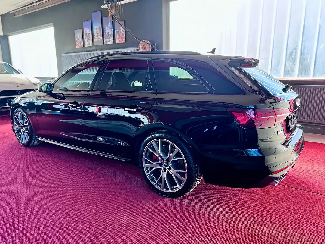 Audi S4 - Thumbnail 8