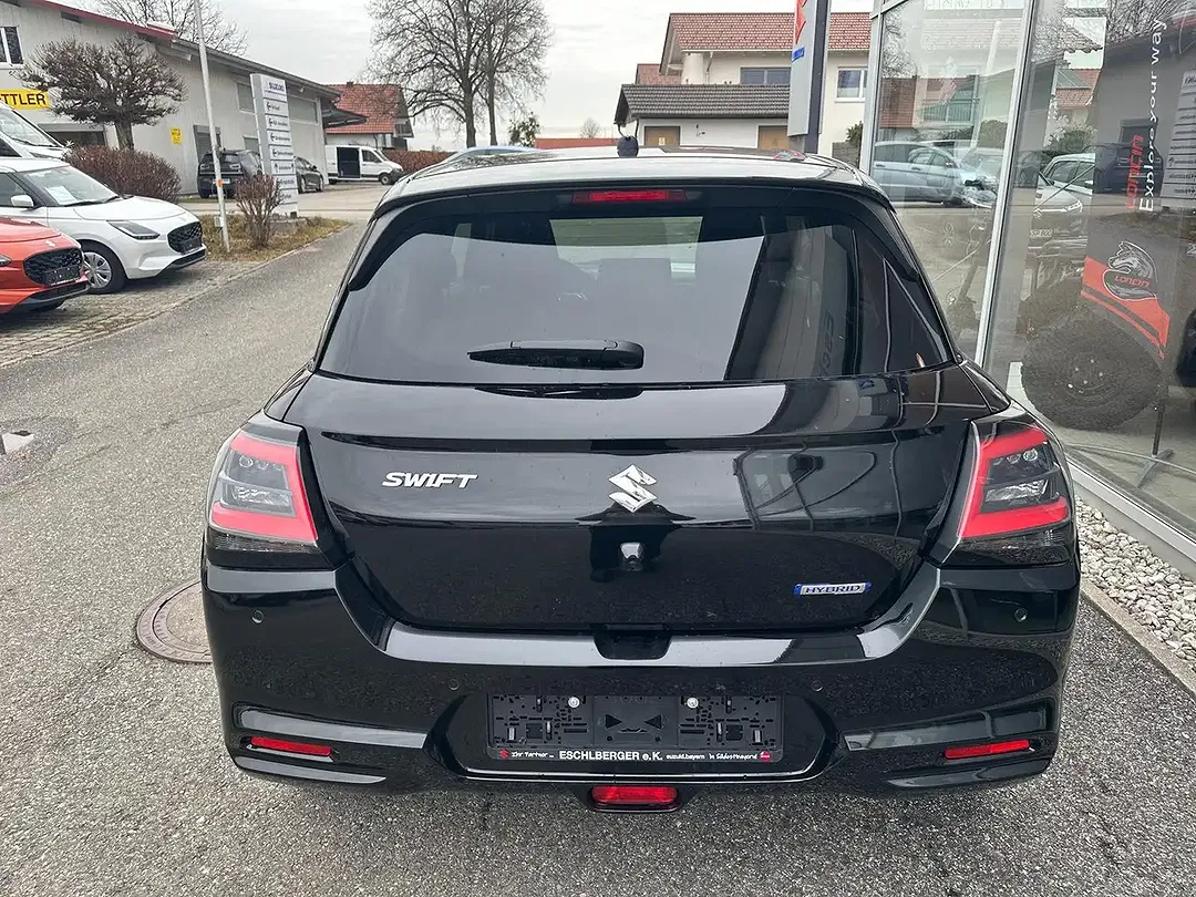 Suzuki Swift - Thumbnail 5