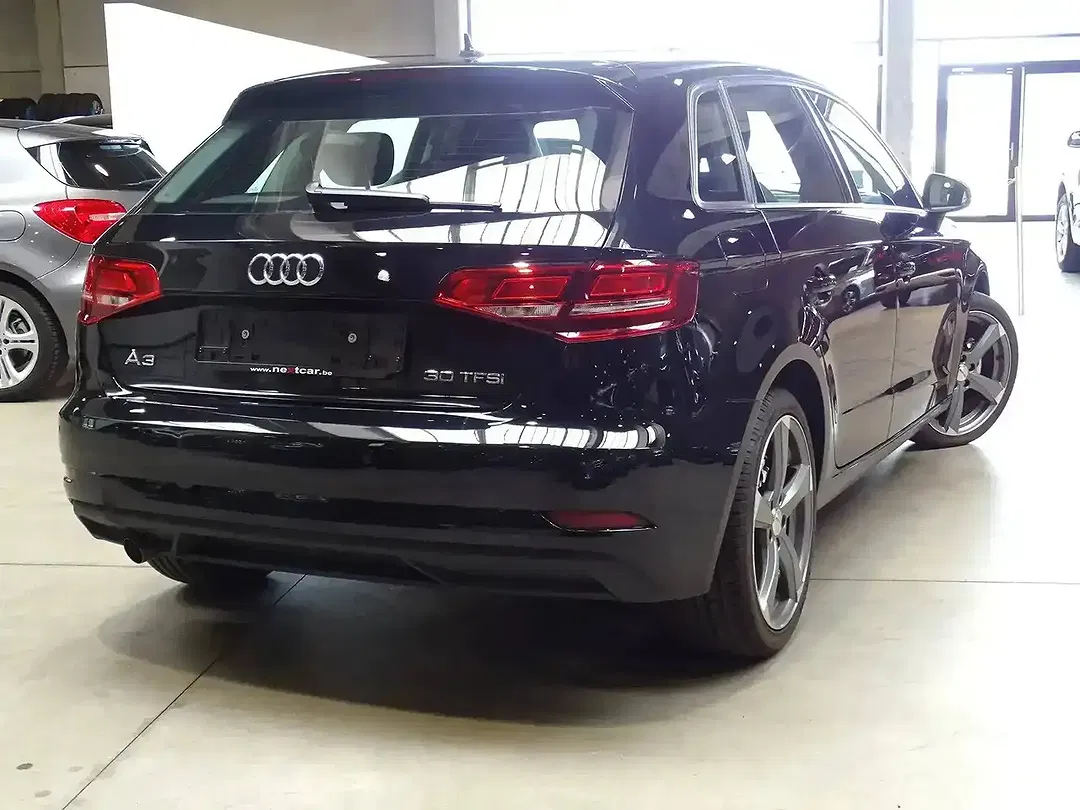 Audi A3 - Thumbnail 2