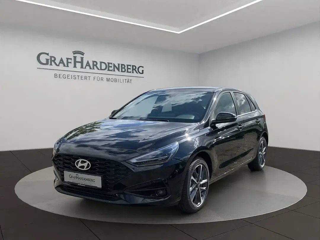 Hyundai i30 - Thumbnail 1