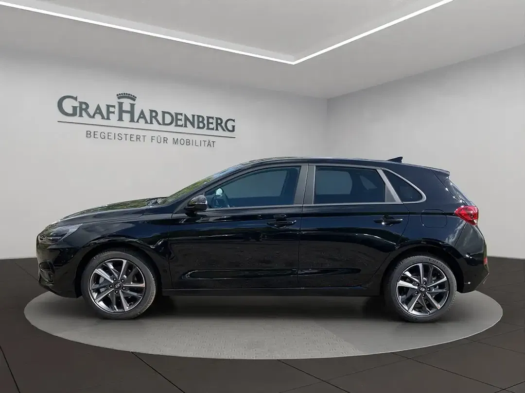 Hyundai i30 - Thumbnail 2