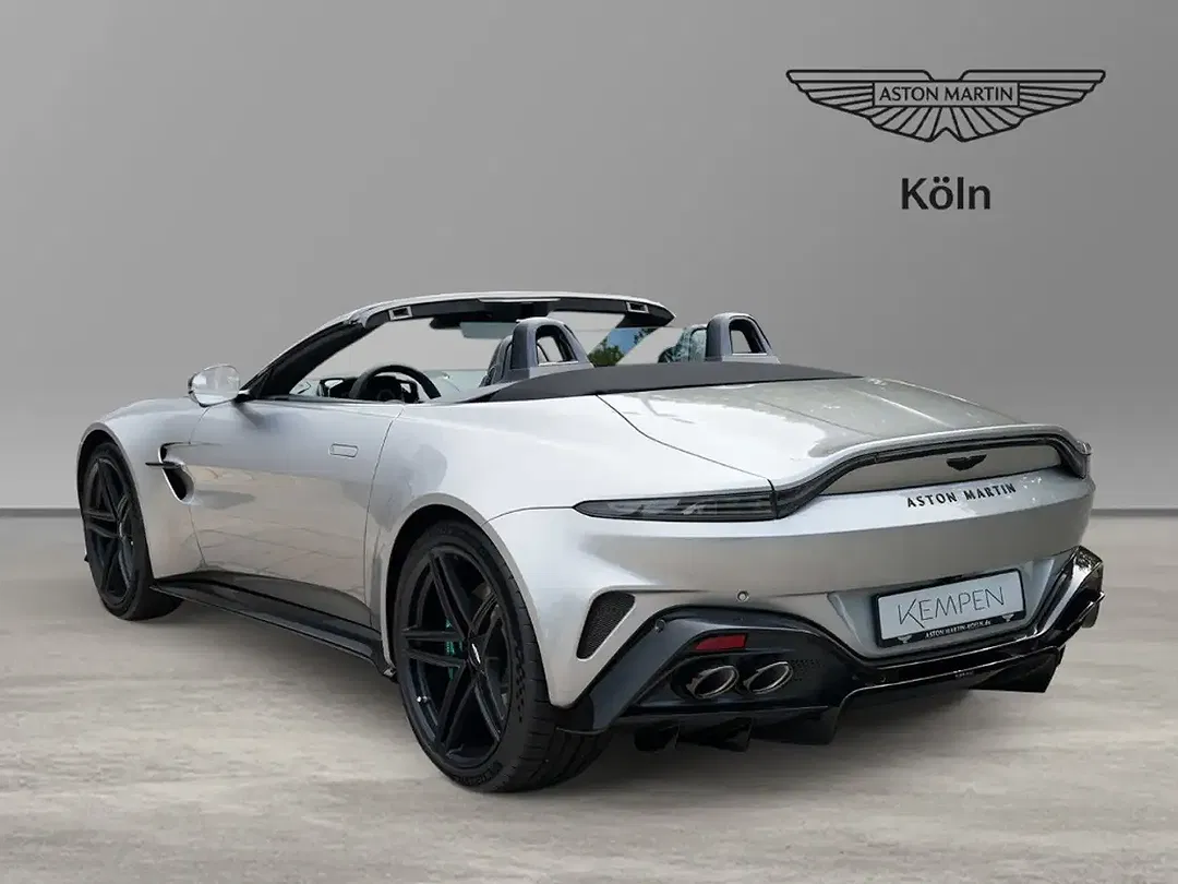 Aston Martin Vantage - Thumbnail 15