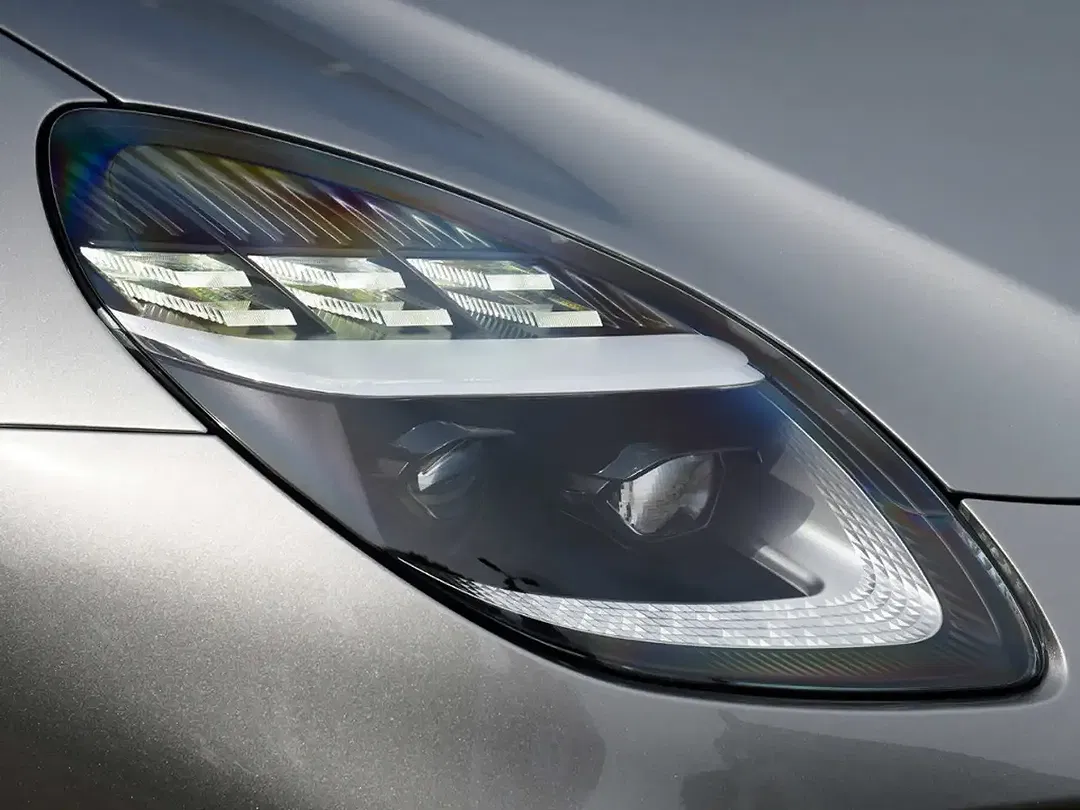 Aston Martin Vantage - Thumbnail 20