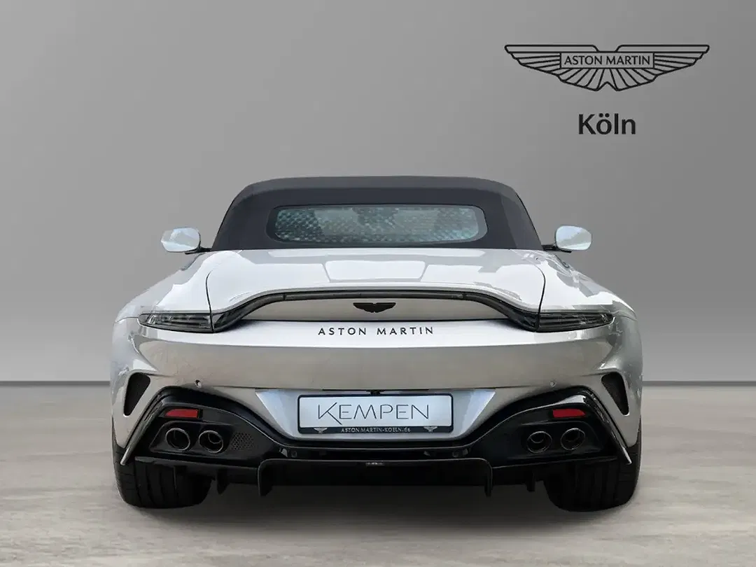 Aston Martin Vantage - Thumbnail 5