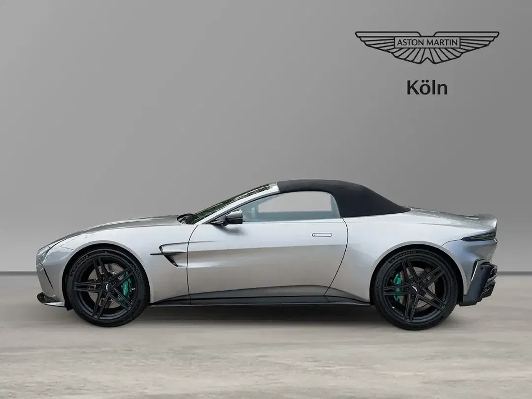 Aston Martin Vantage - Thumbnail 7