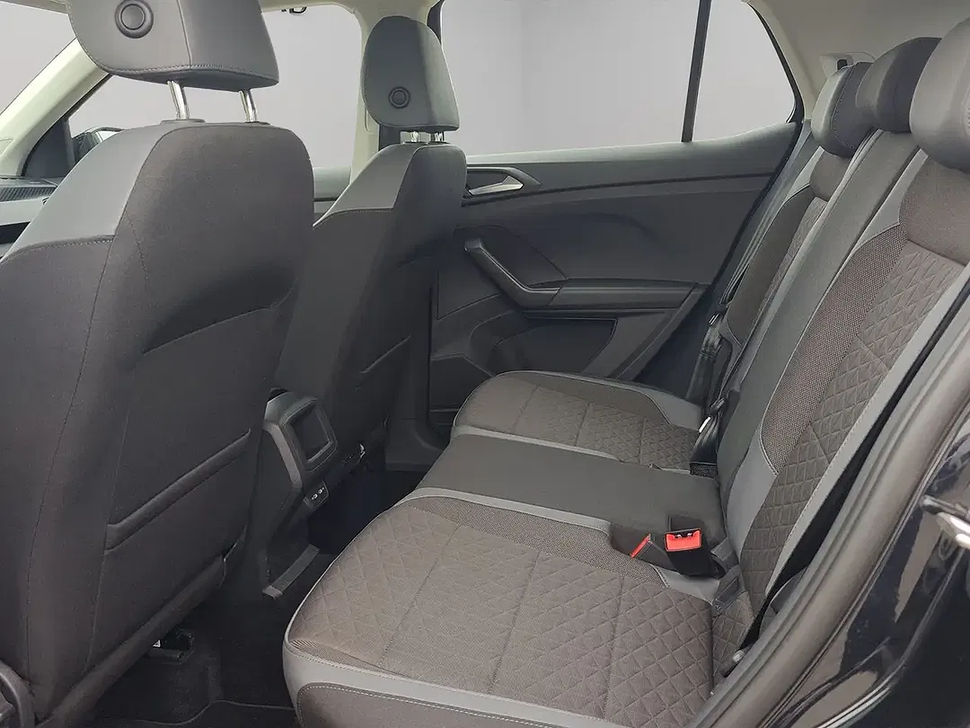 Volkswagen T-Cross - Thumbnail 12