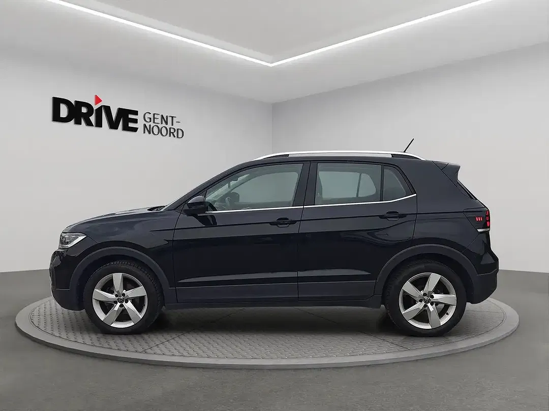 Volkswagen T-Cross - Thumbnail 2