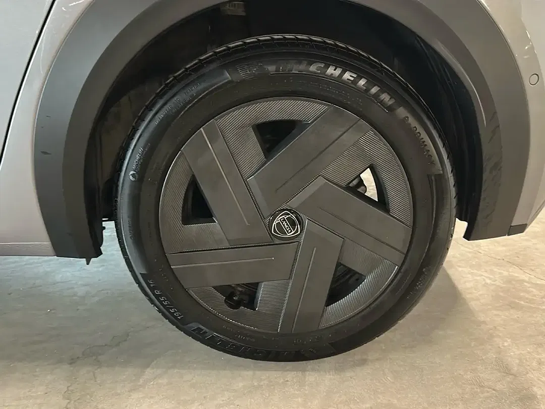 Lancia Ypsilon - Thumbnail 7