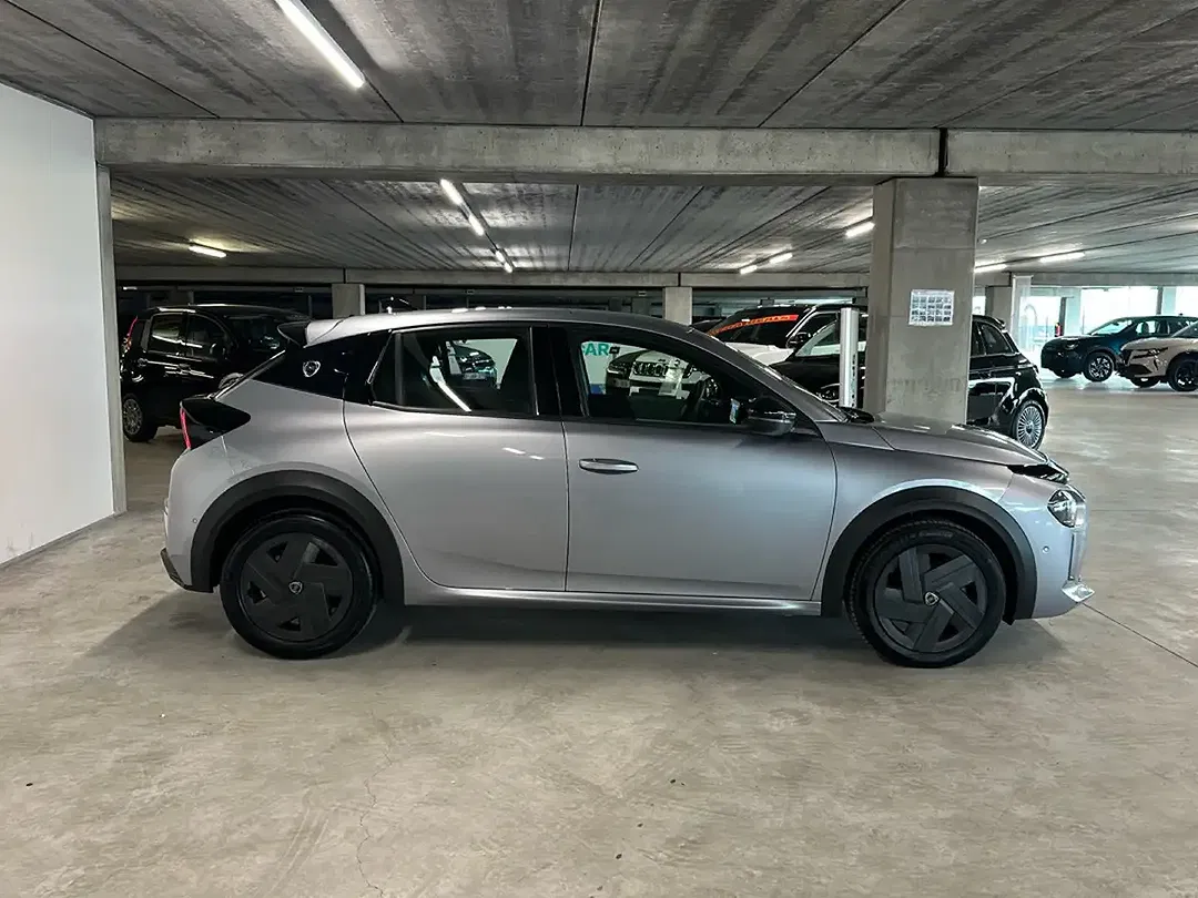 Lancia Ypsilon - Thumbnail 2
