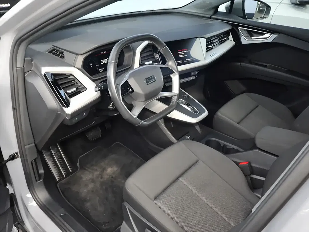 Audi Q4 e-tron - Thumbnail 12
