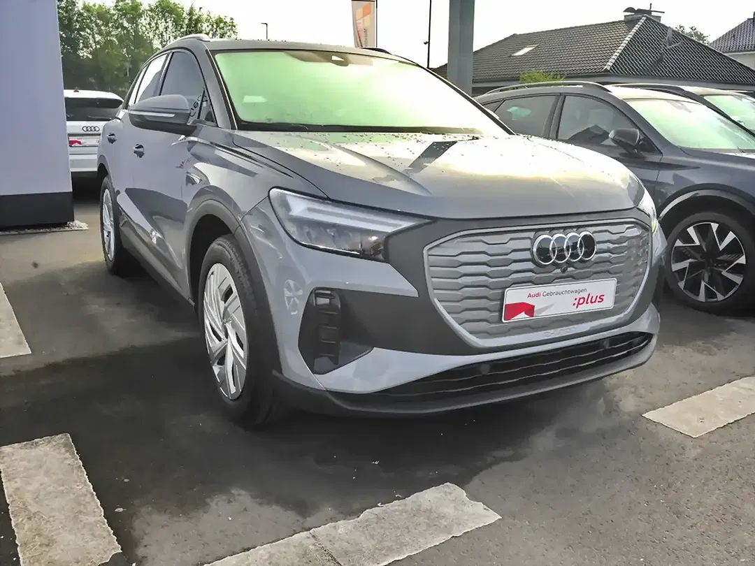 Audi Q4 e-tron - Thumbnail 3