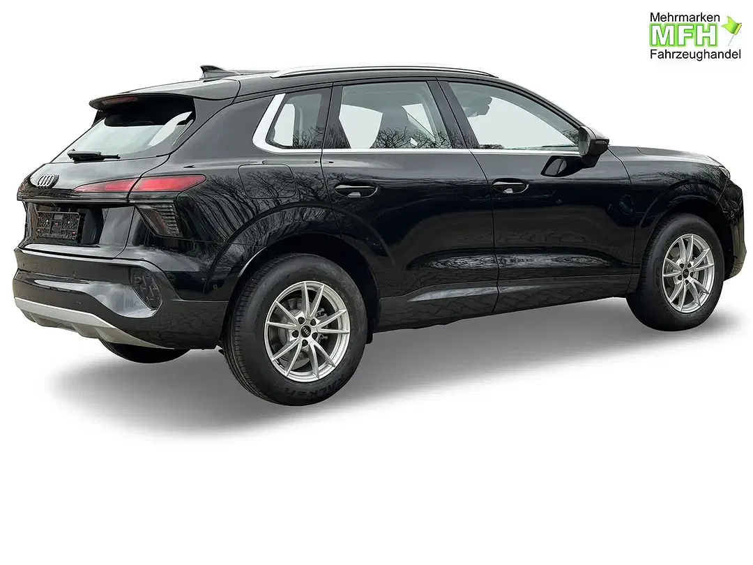 Audi Q3 - Thumbnail 5