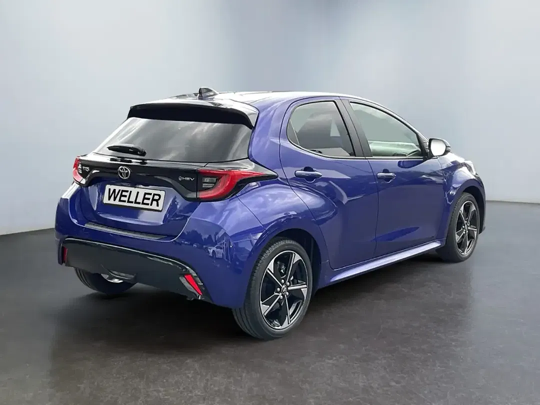 Toyota Yaris - Thumbnail 13