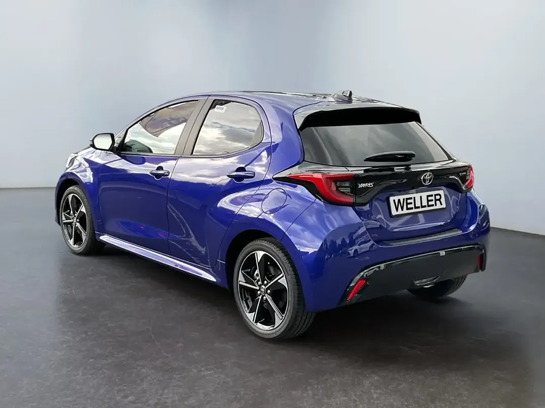 Toyota Yaris - Thumbnail 6