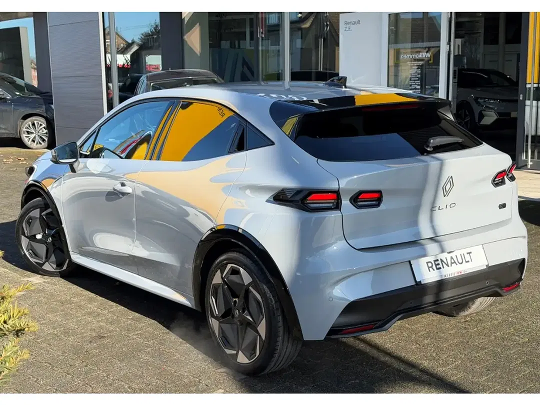 Renault Clio - Thumbnail 5
