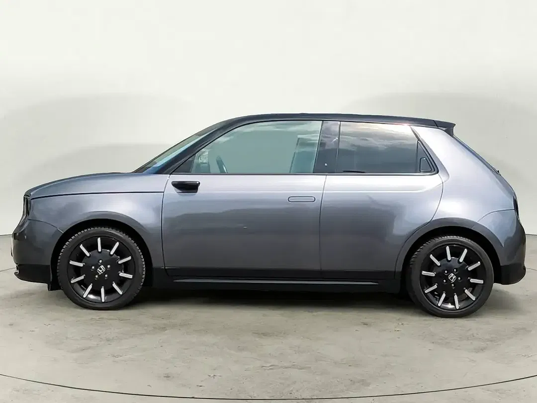 Honda e - Thumbnail 3