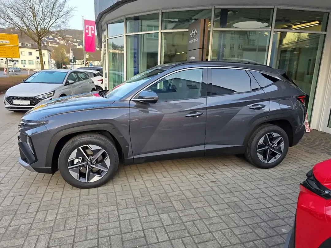 Hyundai TUCSON - Thumbnail 4
