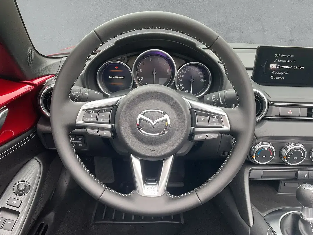 Mazda MX-5 - Thumbnail 15