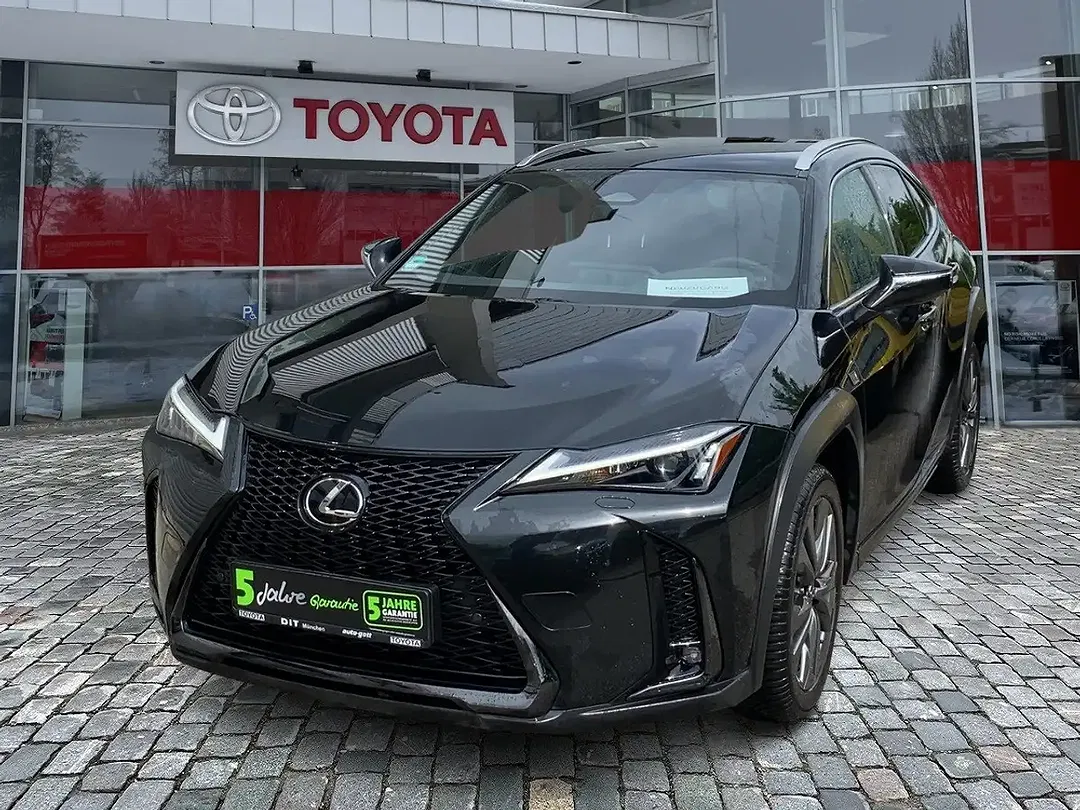 Lexus UX 300h - Thumbnail 2