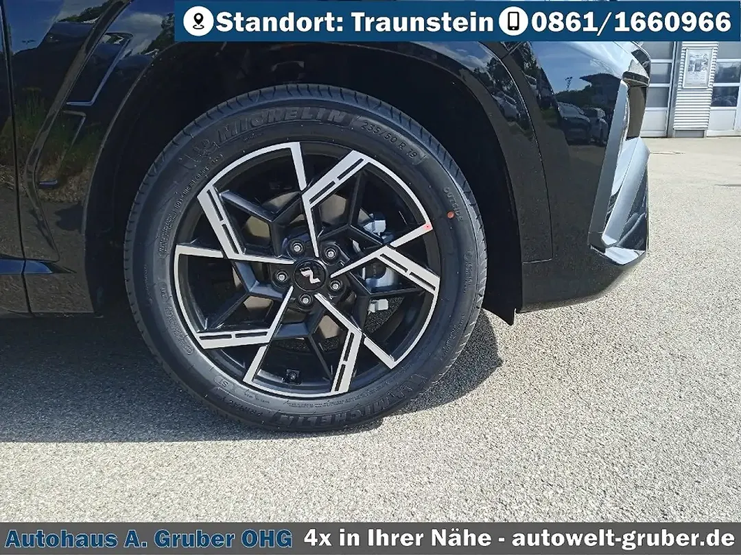 Hyundai TUCSON - Thumbnail 3