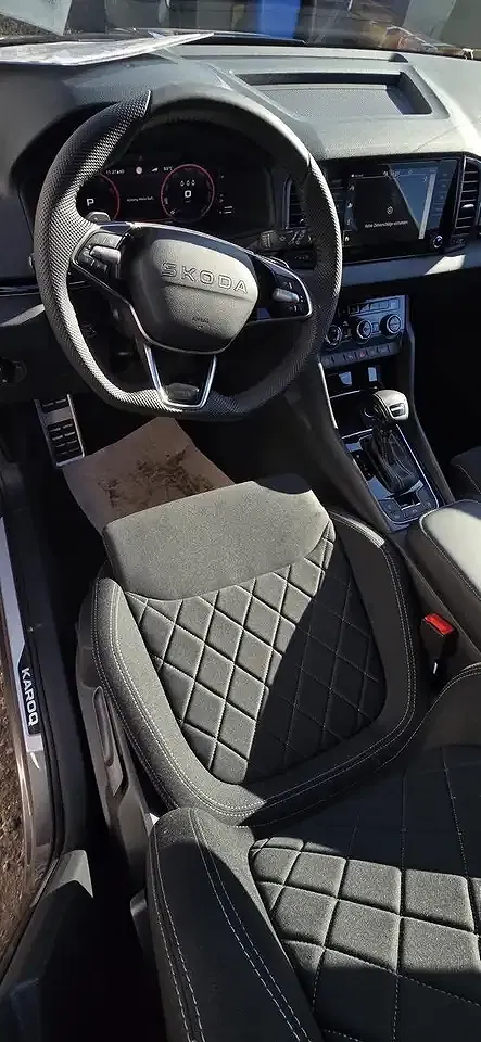 Skoda Karoq - Thumbnail 2
