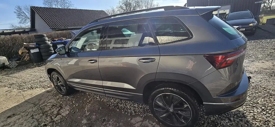 Skoda Karoq - Thumbnail 3