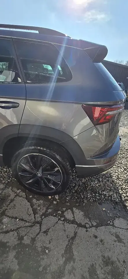 Skoda Karoq - Thumbnail 4