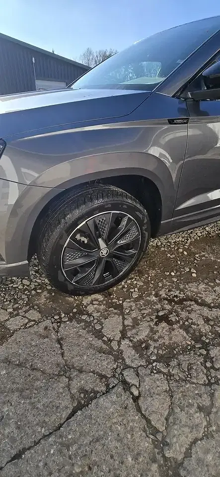 Skoda Karoq - Thumbnail 6