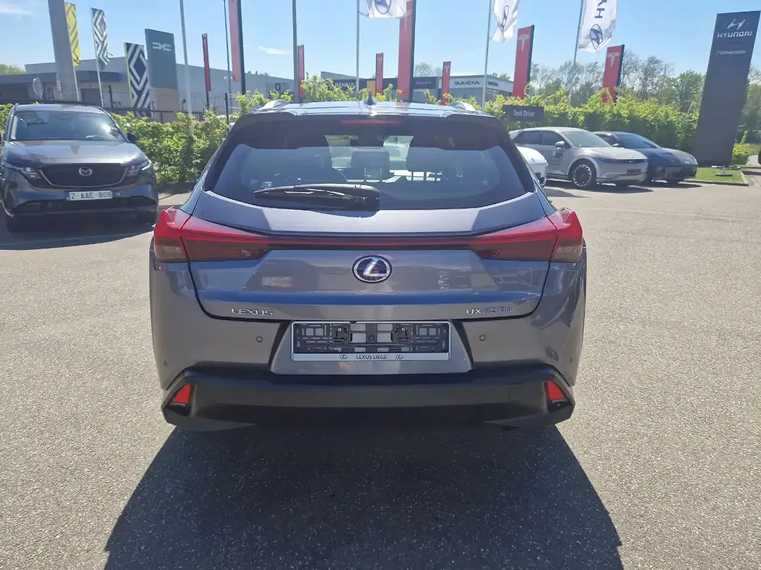 Lexus UX 250h - Thumbnail 7
